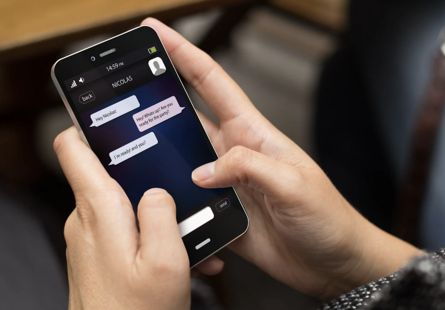 Recruitment chatbot interface engaging with job candidates through automated interview scheduling and real-time messaging